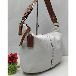 Coach White Pebbled Leather Zipper Closure Hobo Shoulder Bag